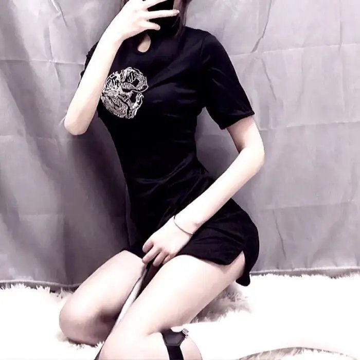 摇滚藏獒蓝色光芒